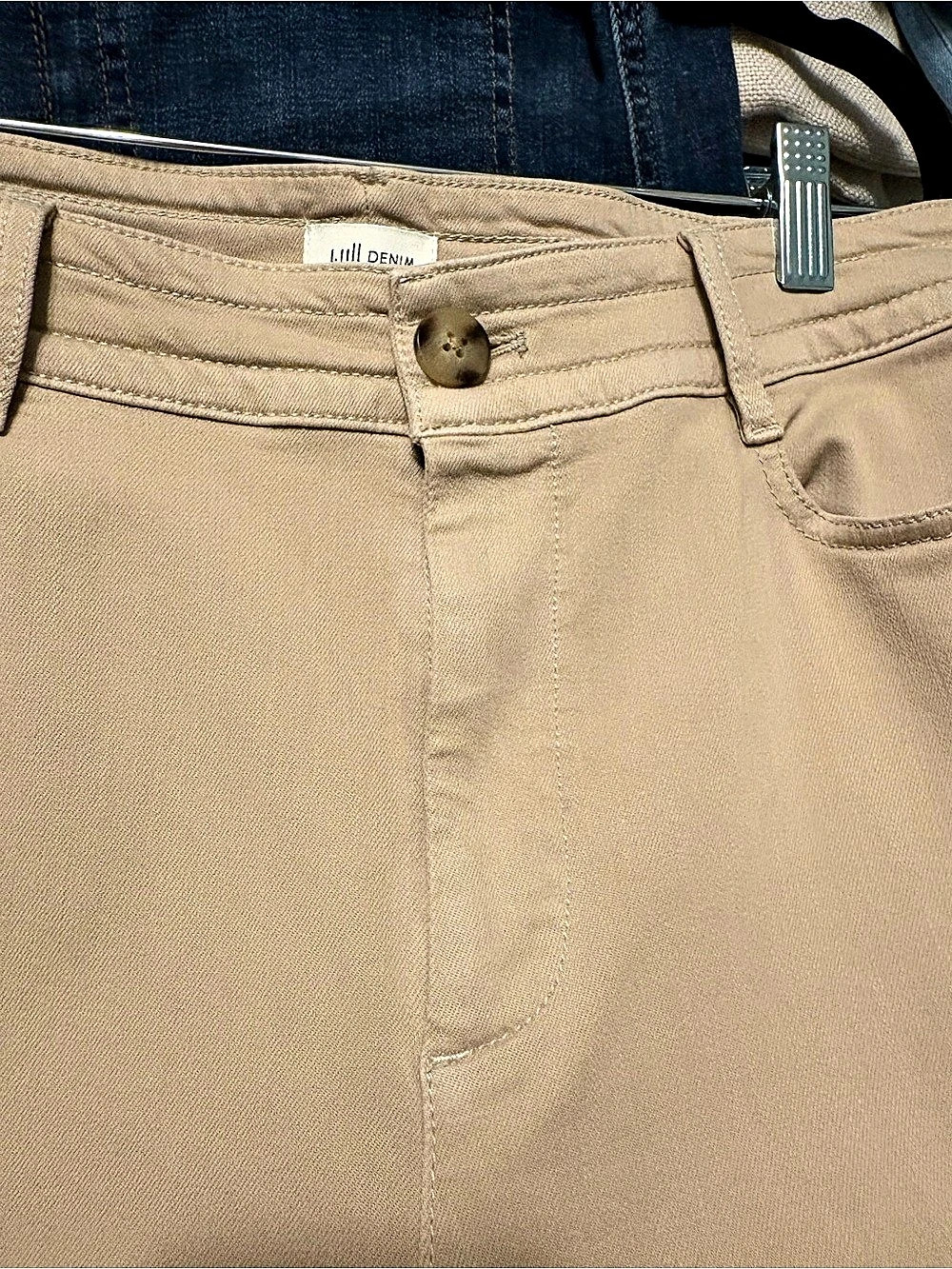 J. JILL Wide-Leg Denim Crops 💙 Khaki | Size 10 | Like New - Picture 8 of 14